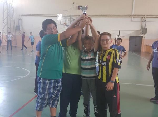 Okulumuz 6 Sınıflar Arası Futbol Turnuvası Sonuçlandı